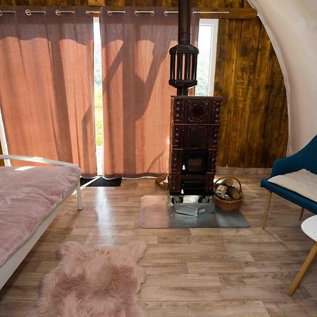 Sunrise Glamping Retreat Hotel Galesu Room photo
